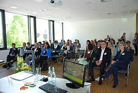 Die Teilnehmenden erhielten praktische Impulse für das Forschen in Kita, Hort und Grundschule Die Teilnehmenden erhielten praktische Impulse für das Forschen in Kita, Hort und Grundschule