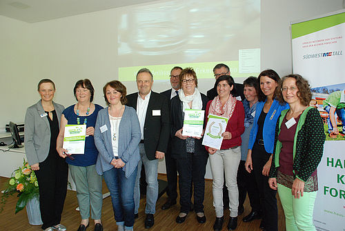 Zertifizierung von zwei Einrichtungen als „Haus der kleinen Forscher“. 